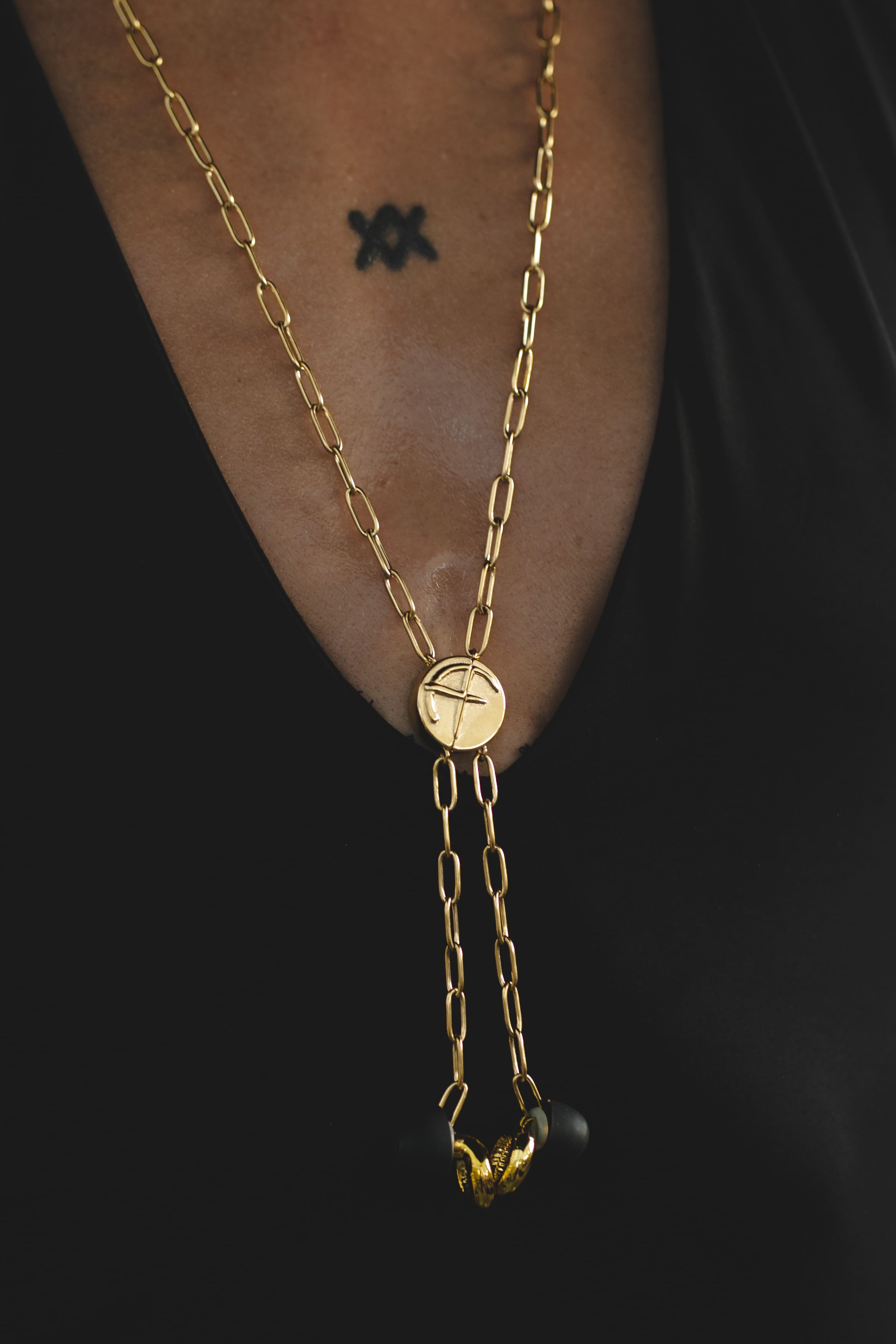 AudioFeel Chain - In use